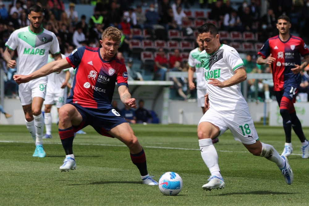 nhan-dinh-soi-keo-sassuolo-vs-genoa-luc-00h30-ngay-4-11-2025-1